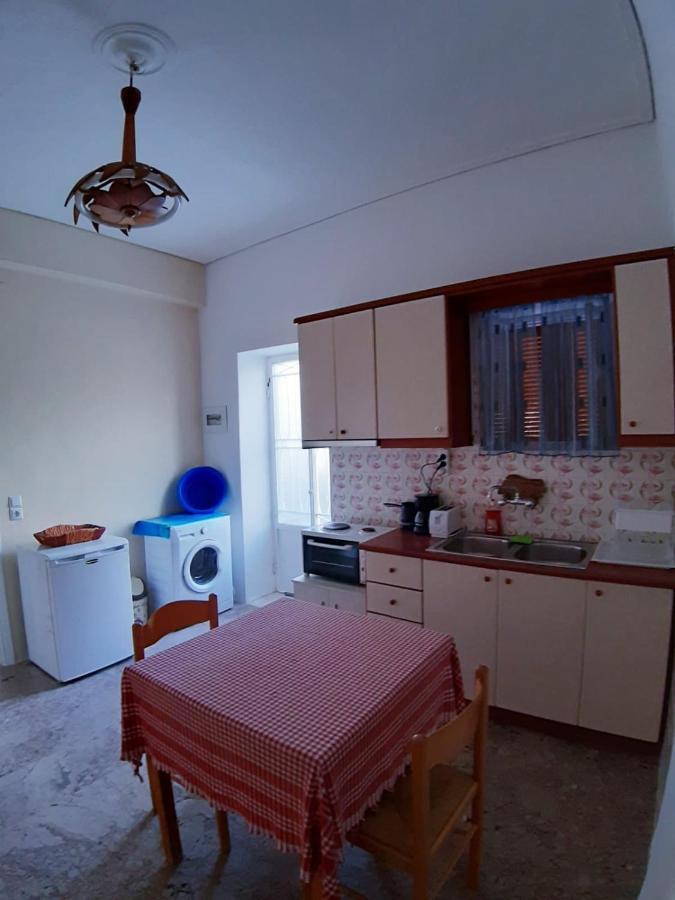 Traditional House Alepis In Areopolis Ngoại thất bức ảnh