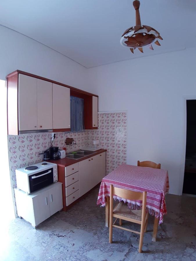 Traditional House Alepis In Areopolis Ngoại thất bức ảnh