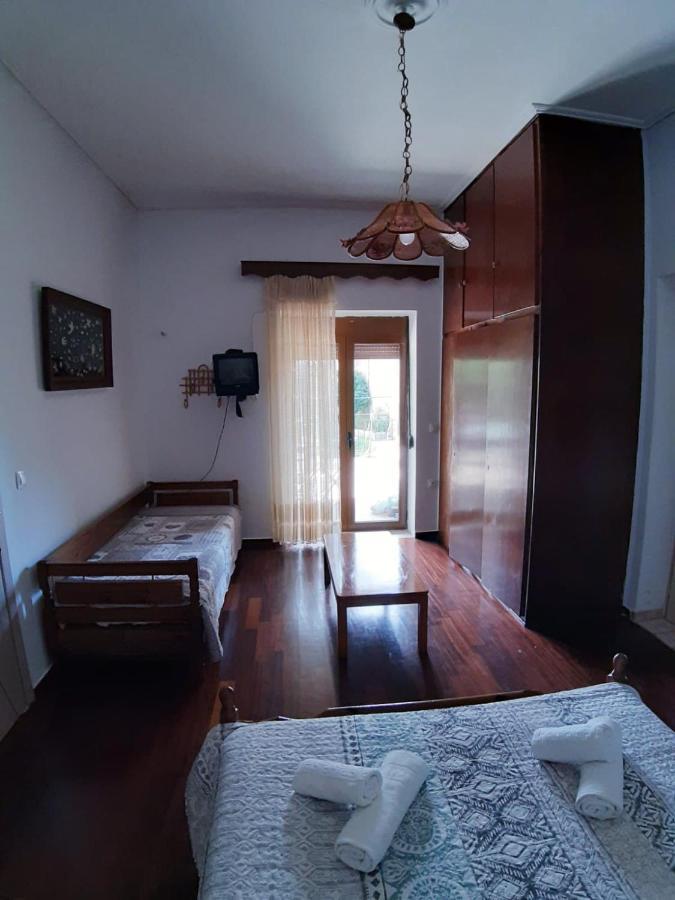 Traditional House Alepis In Areopolis Ngoại thất bức ảnh